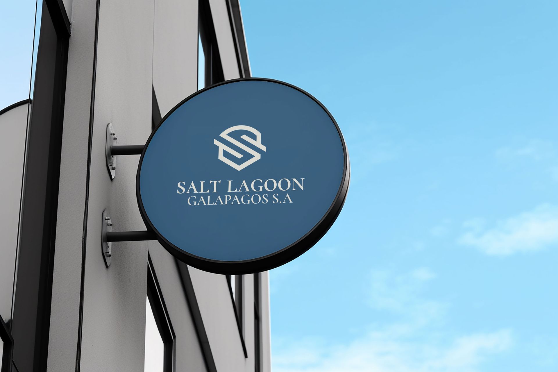 Diseño de branding corporativo para empresa en Galápagos